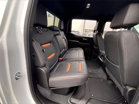 Used 2023 GMC Sierra 1500 AT4 w/ AT4 Preferred Package image 27