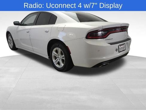 Used 2022 Dodge Charger SXT RWD image 5