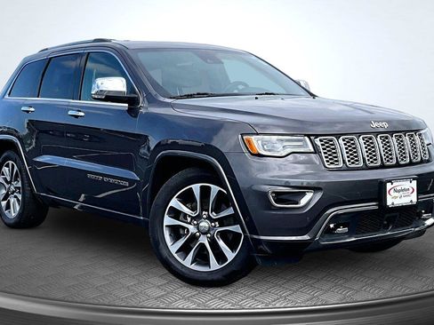 Used 2018 Jeep Grand Cherokee Overland AWD/4WD image 13