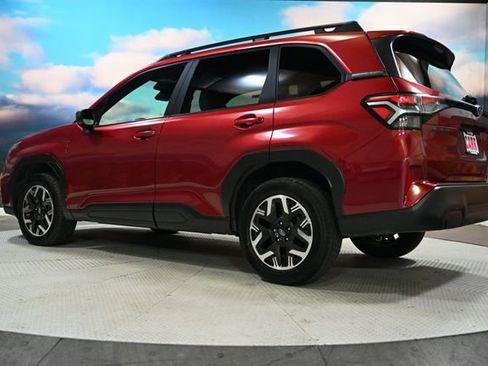 Used 2025 Subaru Forester Premium AWD/4WD image 6