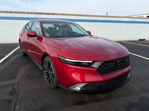 New 2026 Honda Accord Touring image 7