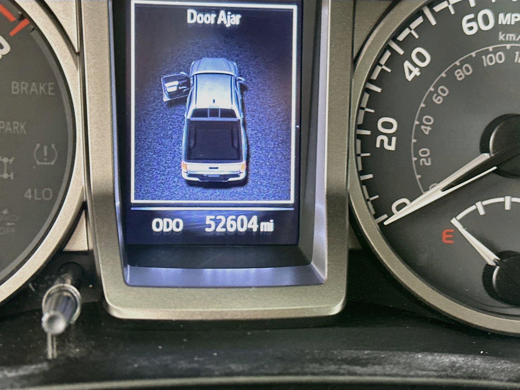 Used 2021 Toyota Tacoma SR5 RWD image 19