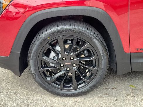 Certified 2023 GMC Terrain SLE w/ Driver Convenience Package FWD image 11