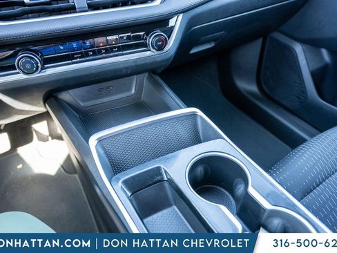 Used 2025 Chevrolet Equinox LT image 14