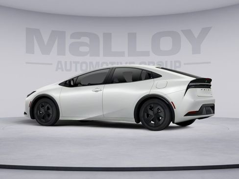 New 2026 Toyota Prius Plug-In Hybrid FWD image 5