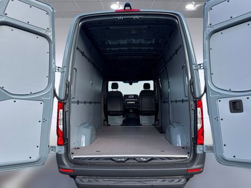 New 2026 Mercedes-Benz Sprinter 2500 image 26