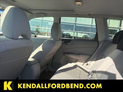 Used 2012 Subaru Forester 2.5X Premium w/ All-Weather Pkg AWD/4WD image 16