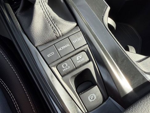 Certified 2025 Toyota Camry SE image 16