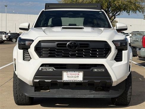 Used 2024 Toyota Tacoma TRD Sport image 8