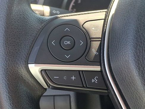 Used 2024 Toyota Camry LE FWD image 16