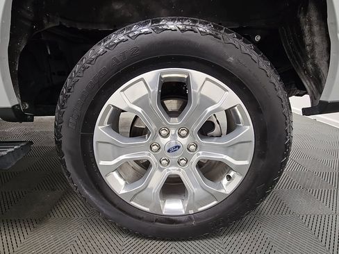 Used 2023 Ford F150 Platinum image 44