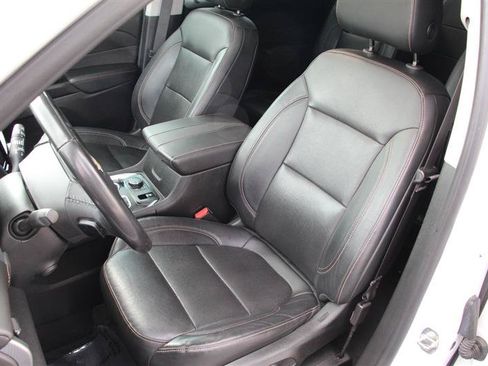 Used 2019 Chevrolet Traverse Premier w/ Redline Edition AWD/4WD image 13