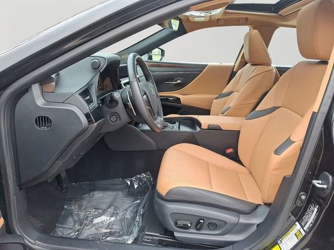 Used 2024 Lexus ES 350 w/ Premium Package image 14