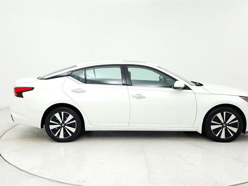 Used 2019 Nissan Altima 2.5 SL AWD/4WD image 6