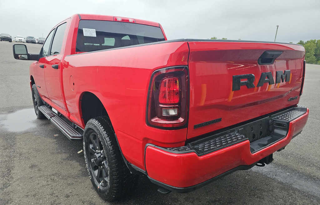 Used 2026 RAM 2500 Big Horn AWD/4WD image 9