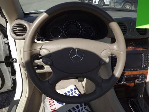 Used 2005 Mercedes-Benz CLK 500 Cabriolet image 16