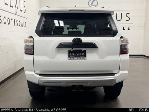 Used 2024 Toyota 4Runner TRD Off-Road Premium w/ Moonroof Package AWD/4WD image 5