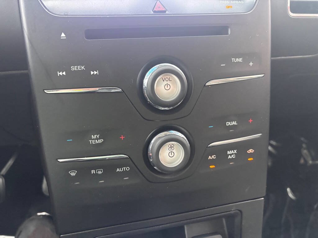 Used 2019 Ford Flex SEL w/ Equipment Group 202A AWD/4WD image 9