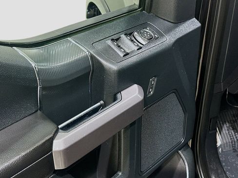 Used 2019 Ford F150 XLT w/ Equipment Group 302A Luxury RWD image 18