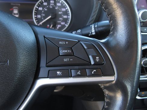 Used 2022 Nissan Sentra SV image 23