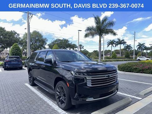 Used 2023 Chevrolet Suburban High Country AWD/4WD image 23