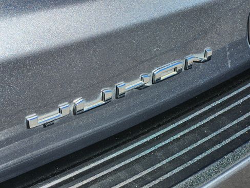 Certified 2022 GMC Yukon Denali image 11