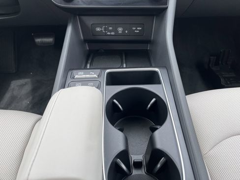 Used 2024 Hyundai Sonata Limited FWD image 25