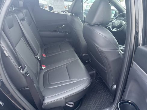 Used 2025 Hyundai Santa Cruz SEL image 34