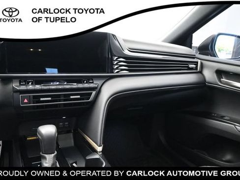 Used 2025 Toyota Camry XSE FWD image 30