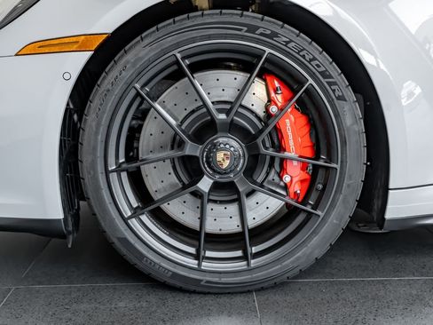 Certified 2026 Porsche 911 Targa 4 GTS AWD/4WD image 11