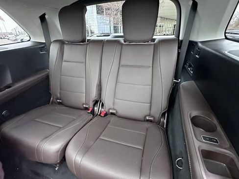 Used 2023 Mercedes-Benz GLS 450 4MATIC image 24