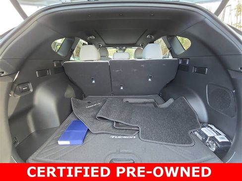 Certified 2025 Hyundai Tucson Limited image 13