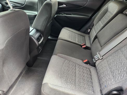 Used 2023 Chevrolet Equinox LT AWD/4WD image 19