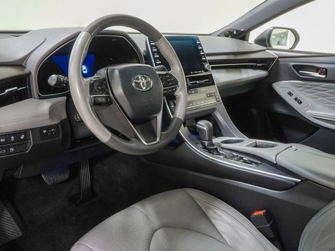 Used 2019 Toyota Avalon Limited w/ Protection Package FWD image 20