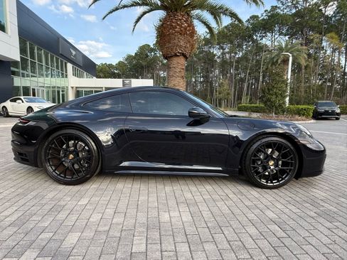 Used 2024 Porsche 911 Carrera 4 image 5
