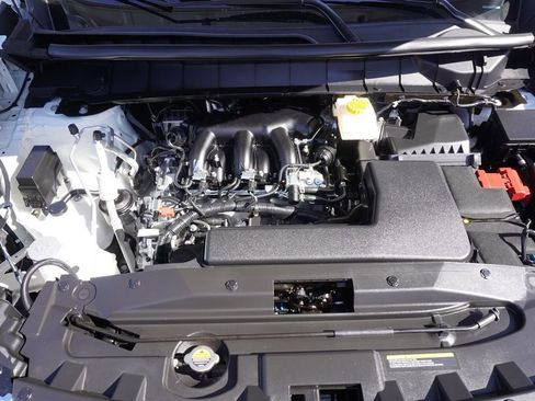 Certified 2025 Nissan Pathfinder Platinum AWD/4WD image 7