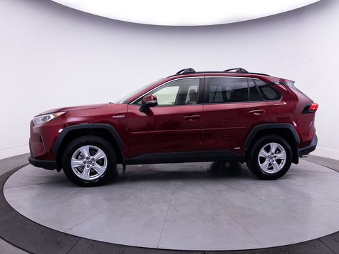 Used 2021 Toyota RAV4 XLE w/ Convenience Package AWD/4WD image 42