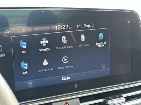 Used 2025 Hyundai Elantra SEL FWD image 19