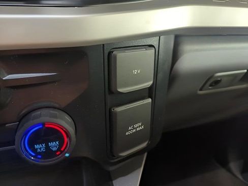 Used 2025 Ford F250 XLT w/ 360-Degree Camera Package image 32