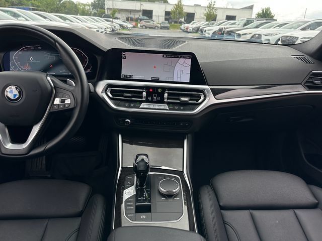 Used 2021 BMW 330i Sedan w/ Convenience Package RWD image 14