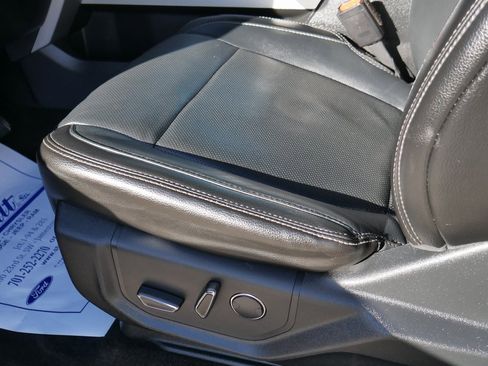 Used 2017 Ford F250 Lariat w/ Lariat Ultimate Package image 45