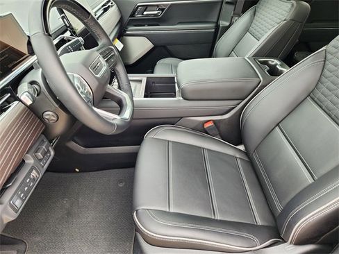 New 2025 GMC Sierra EV Denali image 10