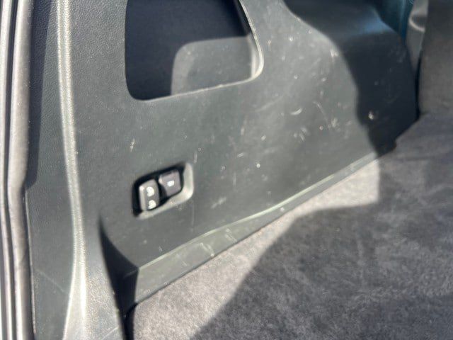 Used 2022 Ford Edge Titanium AWD/4WD image 31