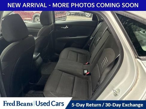 Used 2019 Kia Forte S w/ S Premium Package FWD image 9