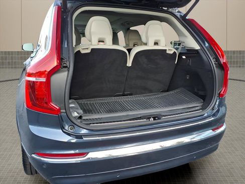 Used 2023 Volvo XC90 B6 Ultimate w/ Protection Package Premier image 25