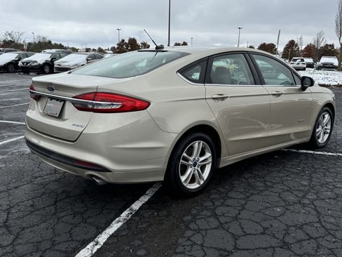 Used 2018 Ford Fusion S image 13