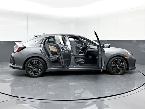 Used 2019 Honda Civic EX image 40