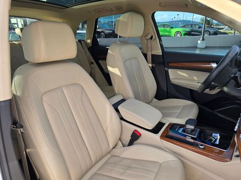 Used 2022 Audi Q5 2.0T Premium Plus image 7