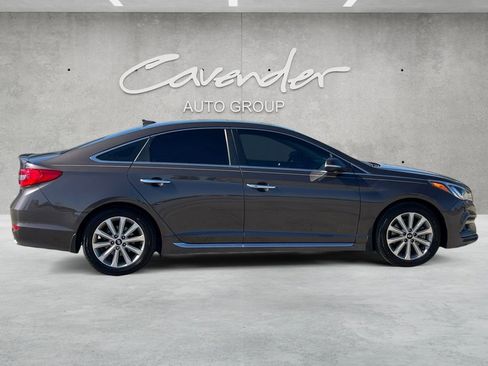 Used 2017 Hyundai Sonata Limited w/ Ultimate Package 04 image 17