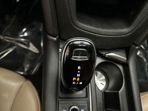 Used 2022 Cadillac XT5 Sportv w/ Platinum Package AWD/4WD image 43